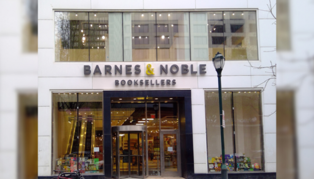 New Barnes & Noble store front